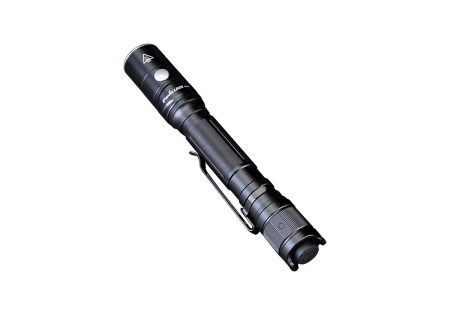 Lampe tactique FENIX LD22 V2.0 800 LUMENS