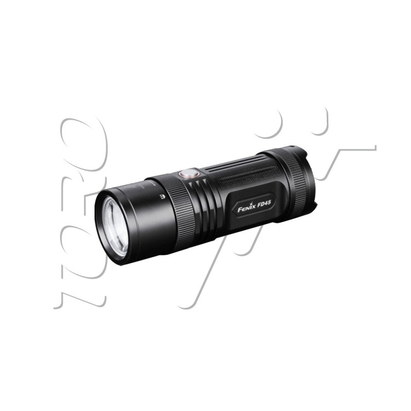 Lampe tactique FENIX FD45 900 LUMENS