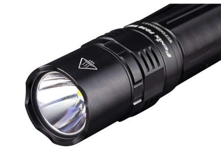 Lampe tactique FENIX PD36 TAC 3000 LUMENS