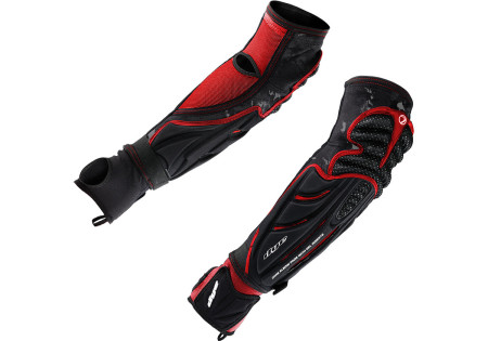 Coudières DYE PERFORMANCE CAMO BLACK / RED